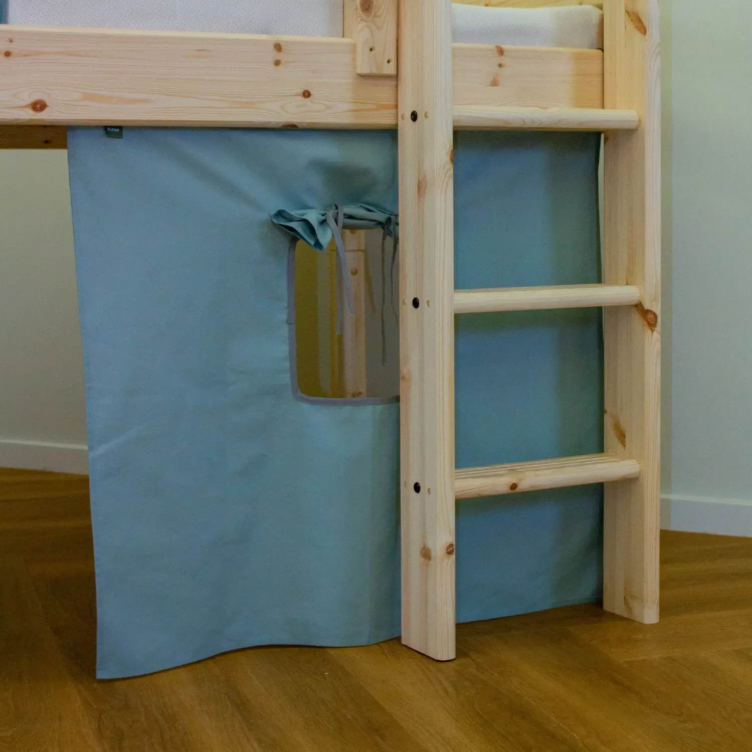 Play Curtain for Beds, Blue