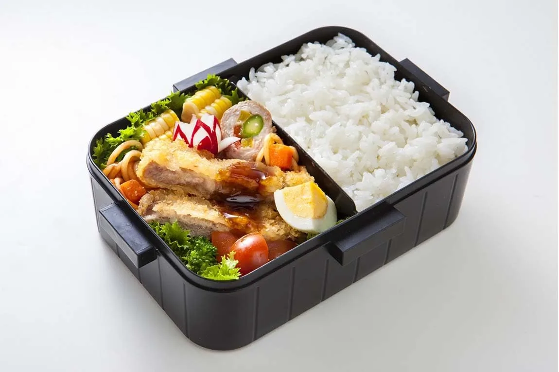 Skater Lunch Box 900ml Large Capacity 4-Point Lock Antibacterial Fast & Furious - Image 2